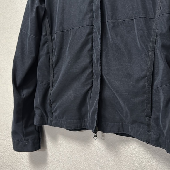 Vintage Nike Windbreaker - Picture 3 of 11